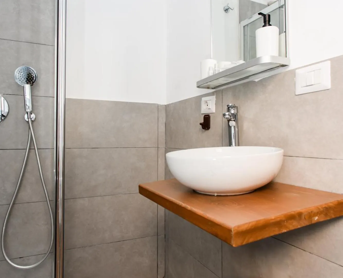Chiaia Life Apartment Naples 0*,  Italy